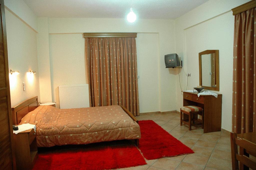 Aroanios Hotel Клитория Экстерьер фото